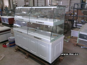 成都天藝展柜 專(zhuān)業(yè)定制面包、食品及化妝品展柜的制造專(zhuān)家
