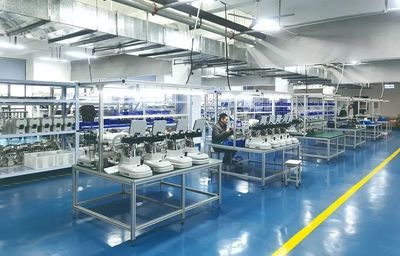 改作風辦實事優環境拼出一個新銅陵丨巨目光學:立足研發成為行業“黑馬” 深耕化妝品制造新藍海